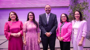 Emelyn Baldera, Ircania García, Alfredo Paredes, Zaida Brea y Taiana Ubiñas. (FUENTE EXTERNA)